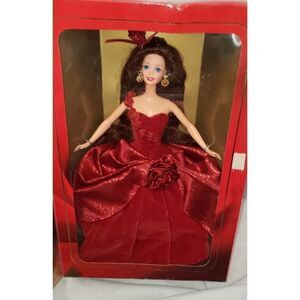 Vintage Radiant Rose Barbie Doll 1996 MIB